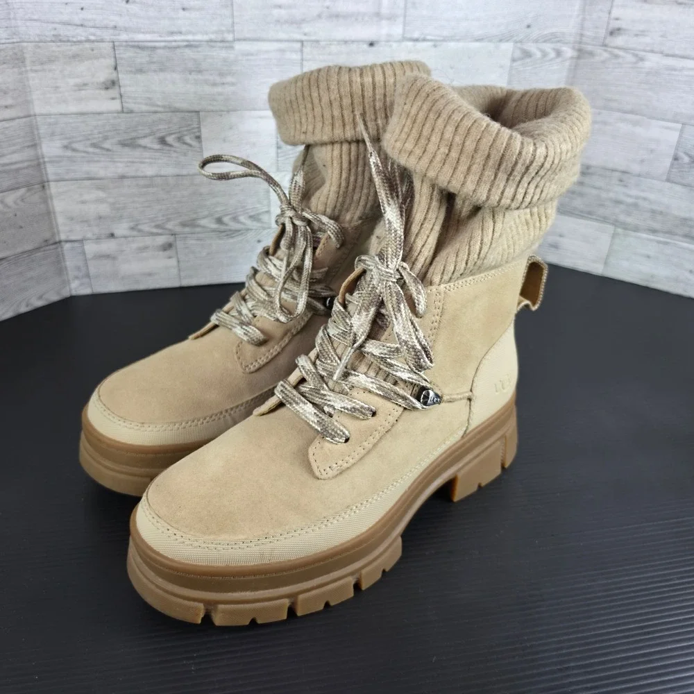 UGG Ashton Addie Sand Tan Suede Knit Collar Lug Sole Lace Up Boots 1143831 Sz 8